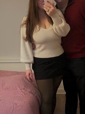 V-Neck Puff Sleeve Knit Sweater in Cream